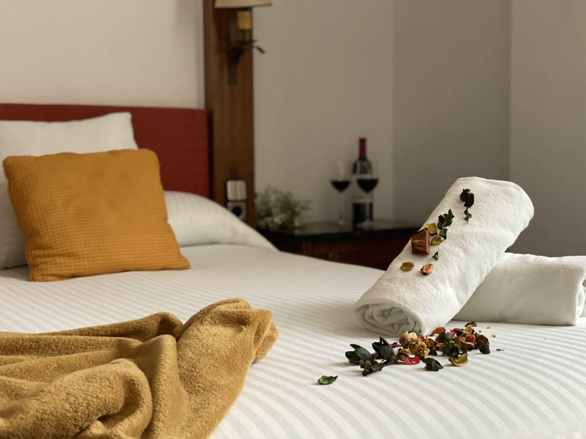 Hotel El Bedel Alcala de Henares Ngoại thất bức ảnh