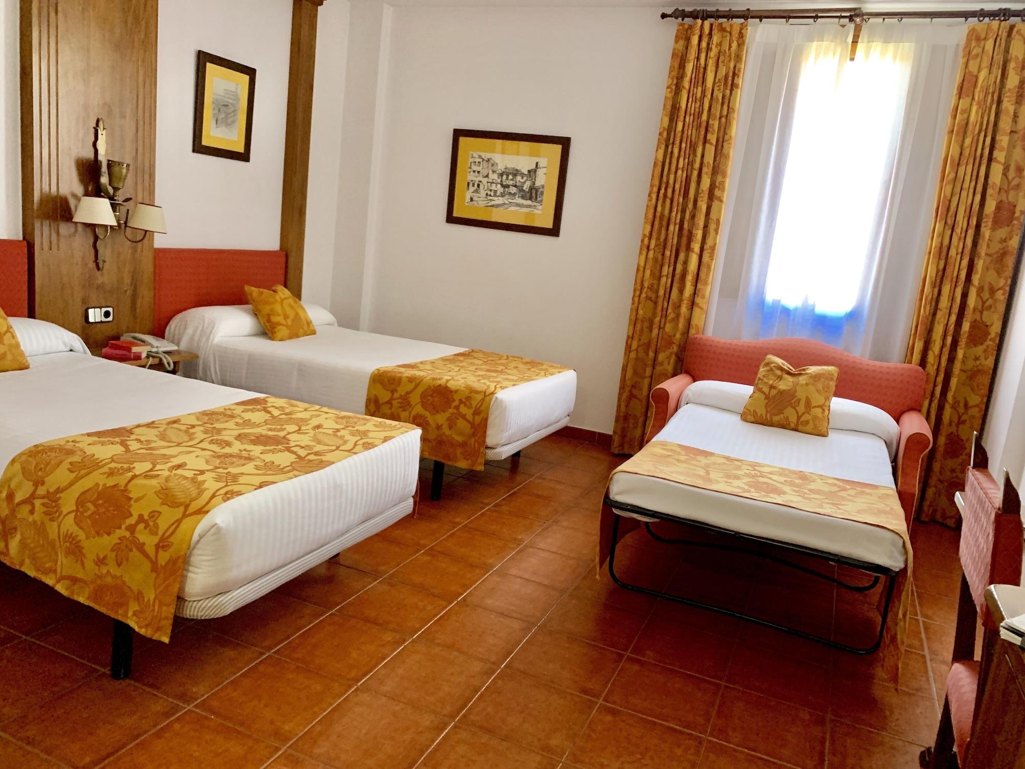 Hotel El Bedel Alcala de Henares Ngoại thất bức ảnh