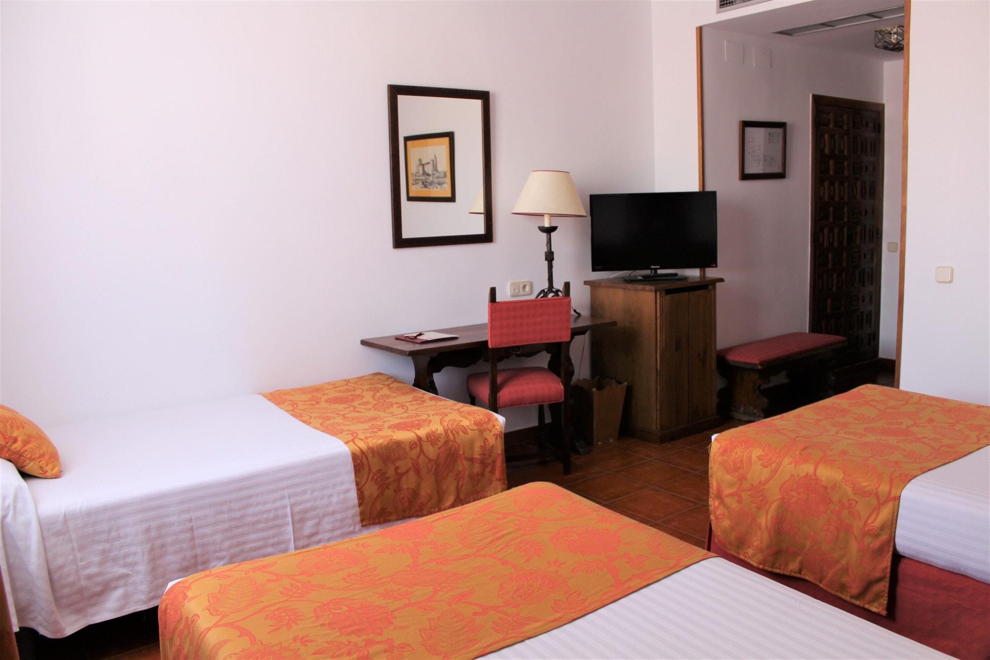 Hotel El Bedel Alcala de Henares Ngoại thất bức ảnh