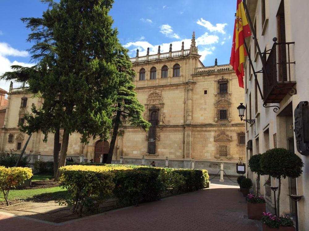 Hotel El Bedel Alcala de Henares Ngoại thất bức ảnh