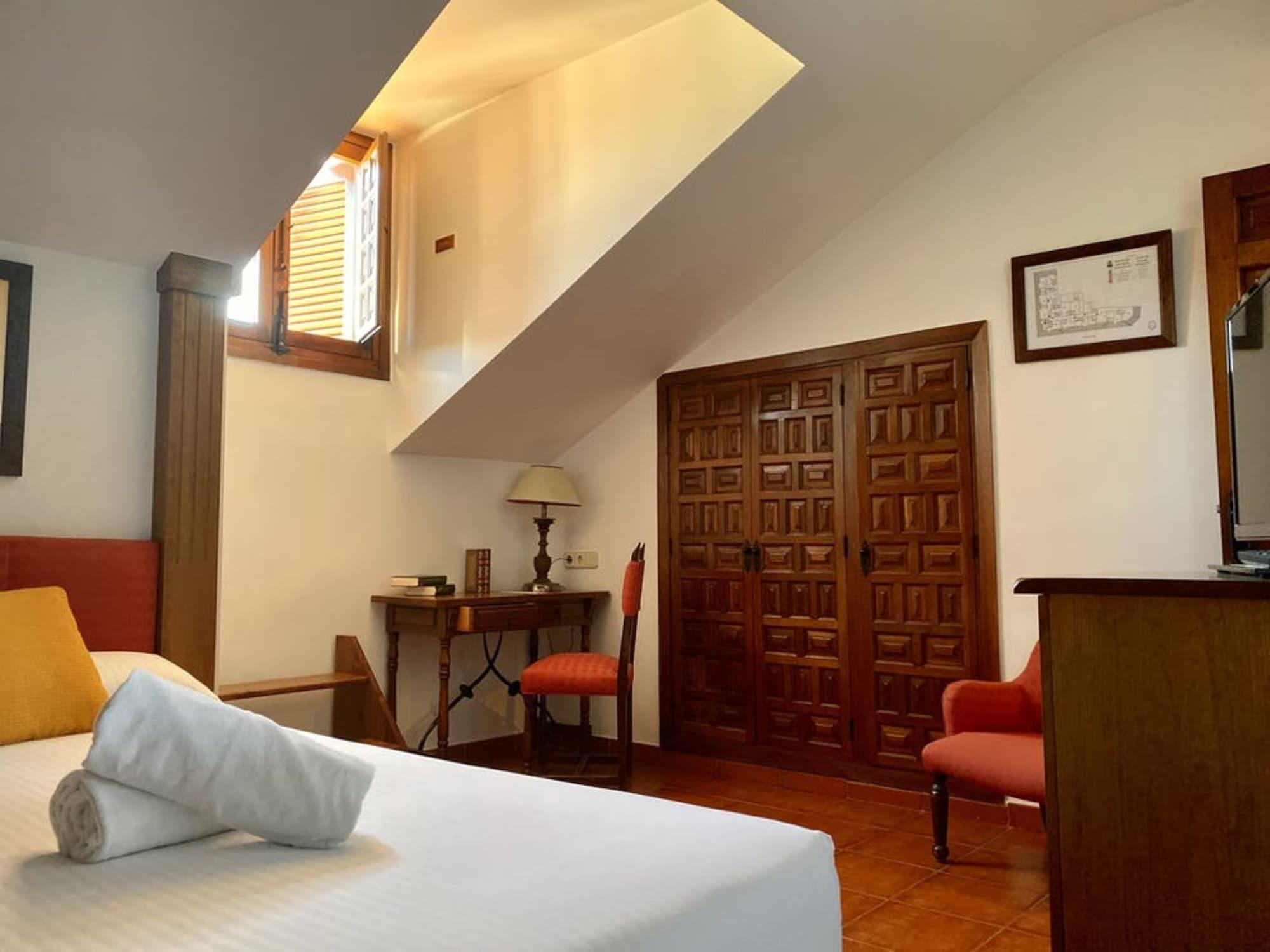 Hotel El Bedel Alcala de Henares Ngoại thất bức ảnh