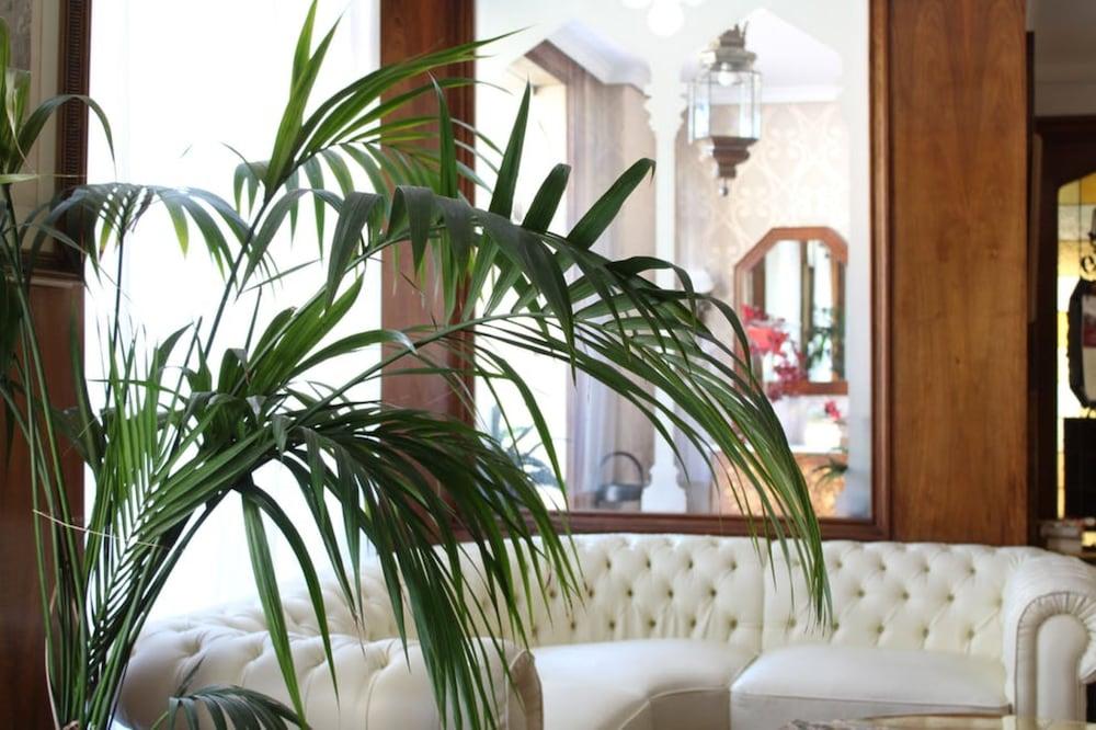 Hotel El Bedel Alcala de Henares Ngoại thất bức ảnh