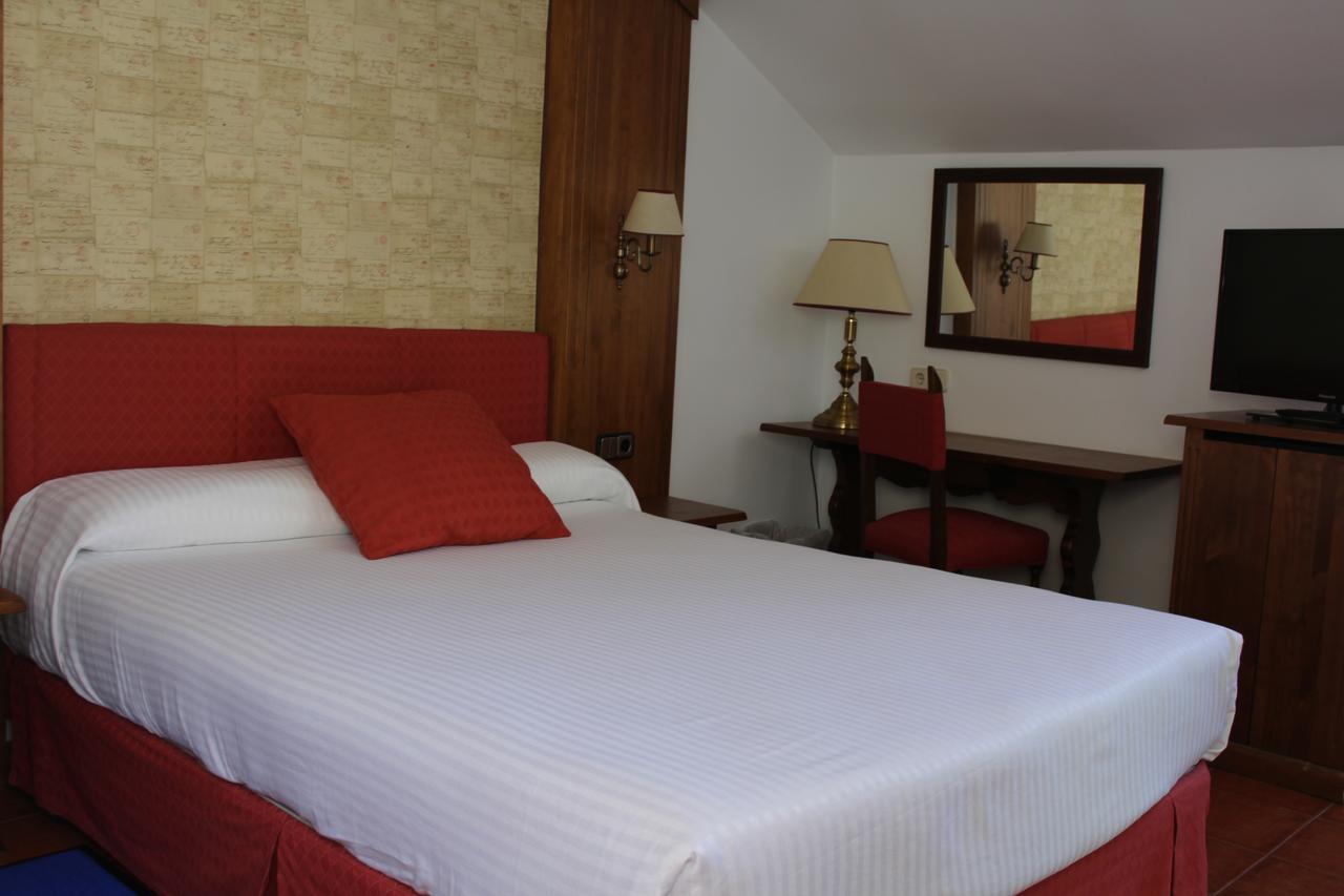Hotel El Bedel Alcala de Henares Ngoại thất bức ảnh