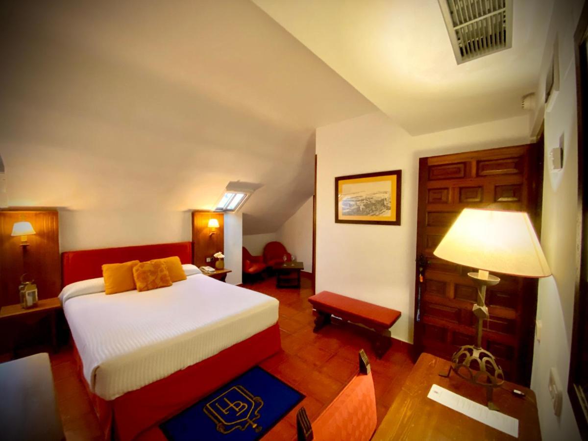 Hotel El Bedel Alcala de Henares Ngoại thất bức ảnh